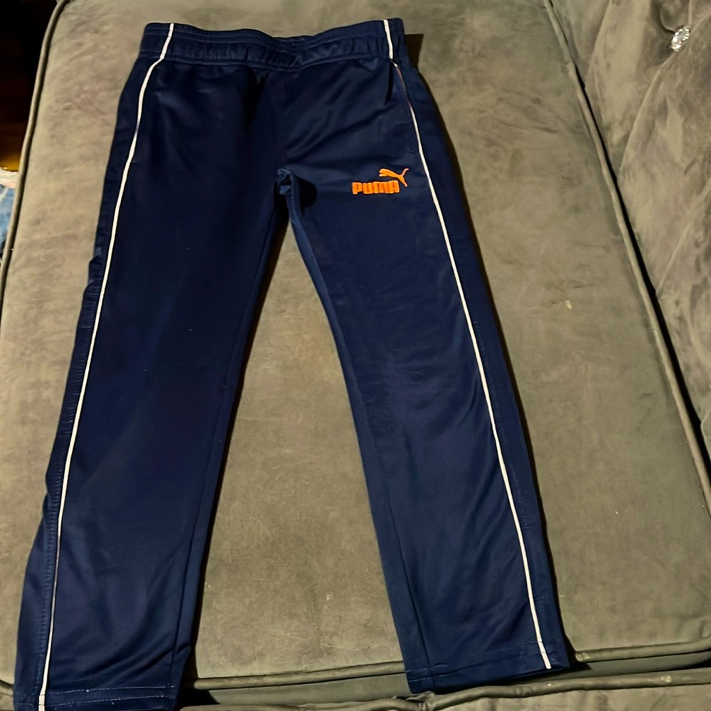Puma  jogging  for kids